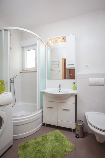 Bathroom 4, Apartment Paula, Baška Voda