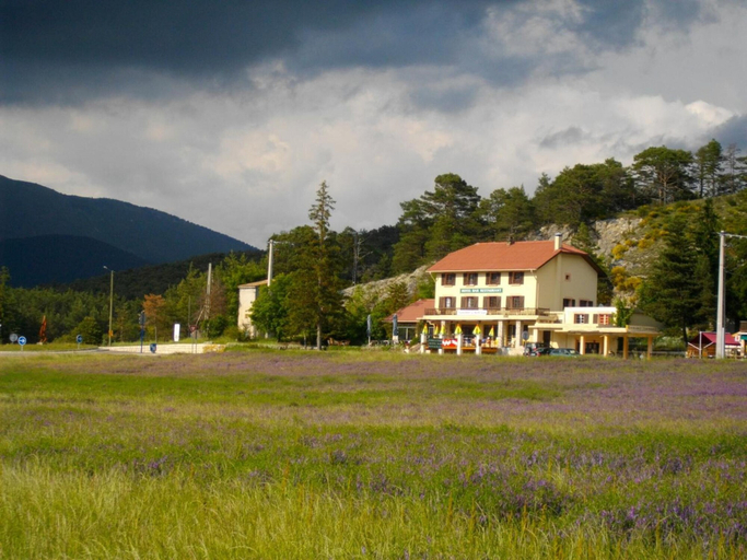 Exterior & Views 2, Logis Hôtel de l'Artuby, Alpes-Maritimes