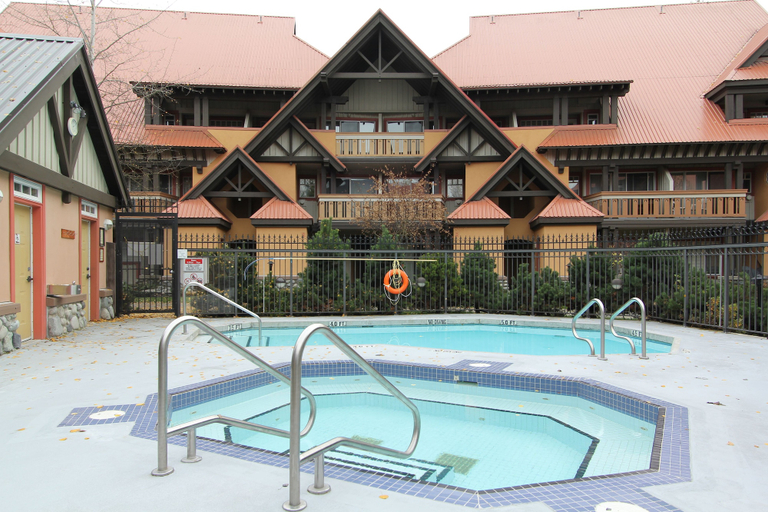 Sport & Beauty 4, Sunpath Condos by Whistler Retreats, Squamish-Lillooet