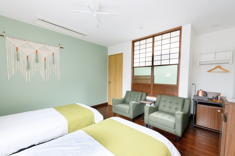 Bedroom 2, Jade, Kamakura