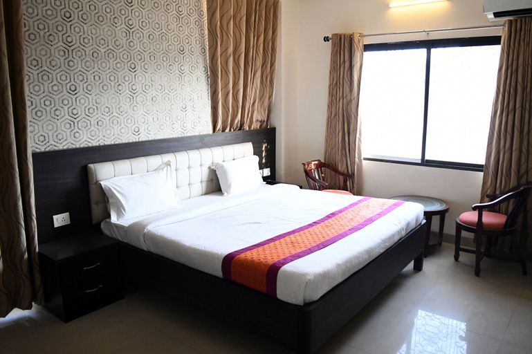 Bedroom 3, Ganga Darshanam Guest House, Varanasi