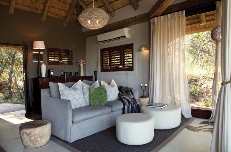 Others 4, Leopard Hills, Ehlanzeni