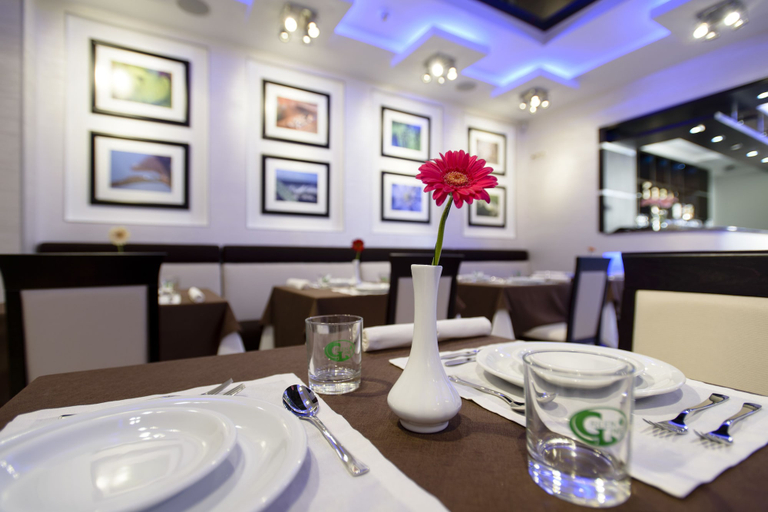 Food & Drinks 3, Hotel Vikey, Kyievo-Sviatoshyns'kyi