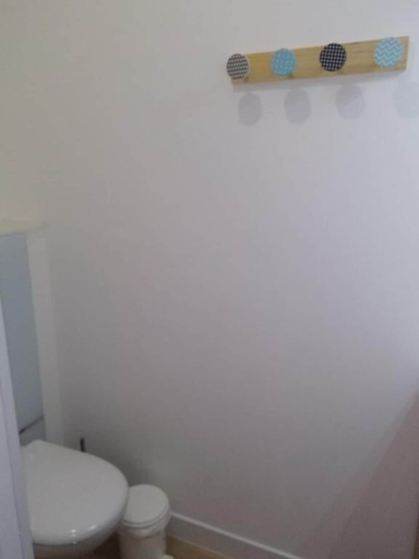 Bathroom 5, L'Auberge Chez Pascal, Gard