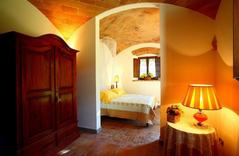 Bedroom 2, Podere Lucignano Secondo Agriturismo, Siena