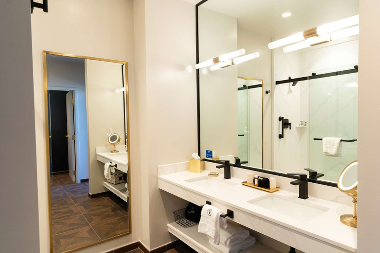 Bathroom 5, The Exchange Sacramento, Curio Collection by Hilton, Sacramento
