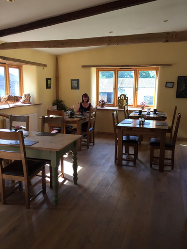 Food & Drinks 4, Hay Meadow Farm, Devon