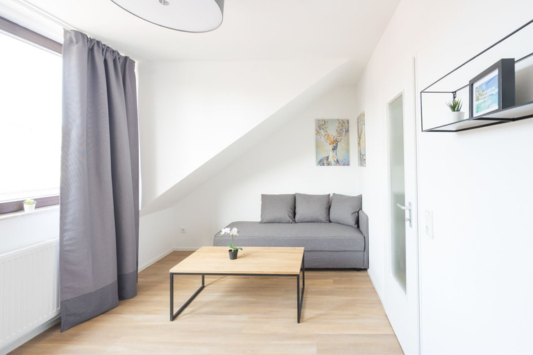 Others 5, Glück Auf Appartements Kammerstraße, Duisburg