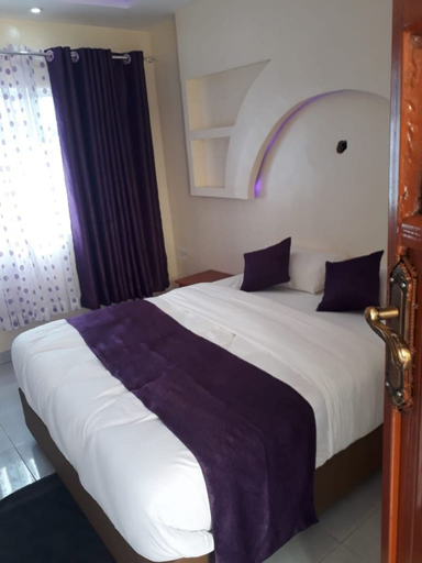Bedroom 2, Miami Garden Resort, Yatta