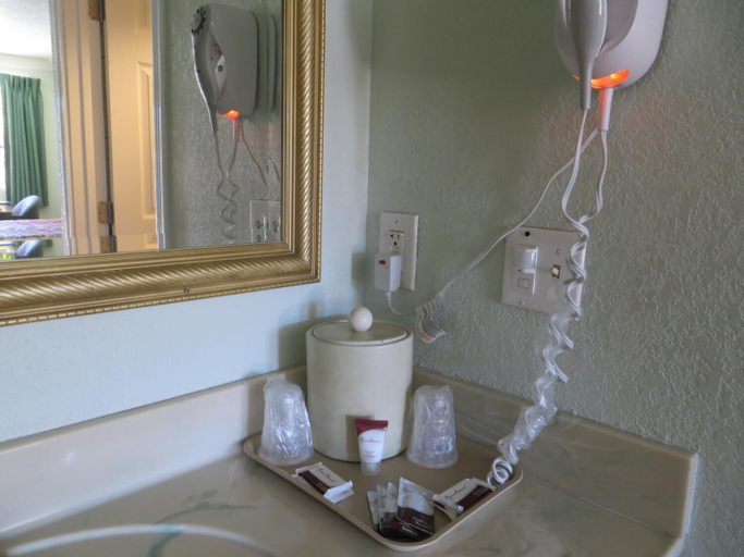 Bathroom 4, Azusa INN Motel, Los Angeles