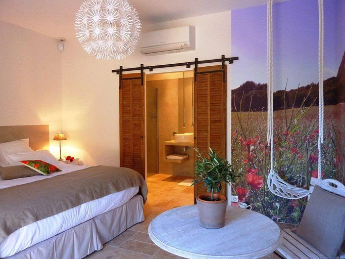 Bedroom 3, Les Mazets du Luberon, Vaucluse