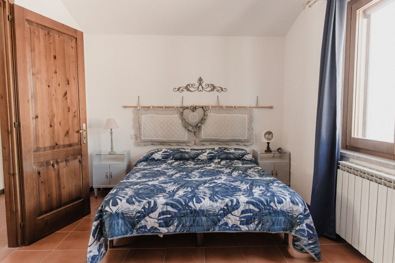 Bedroom 2, Casali del Toppello, Perugia