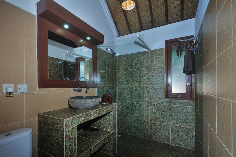 Bathroom 5, Marygio Resort, Lombok