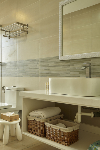Bathroom 4, LaFika, Yilan