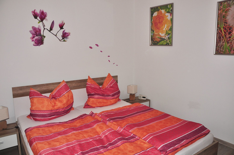 Bedroom 3, Haus am Wiesengrund, Traunstein