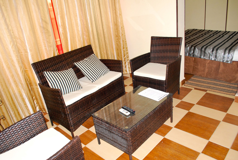 Bedroom 2, YaahoT Hotel, Mfoundi