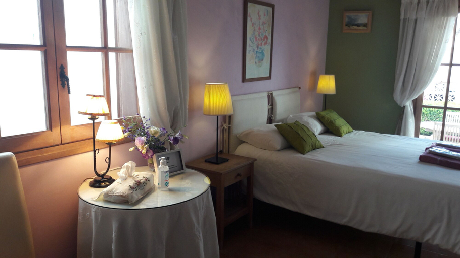 Bedroom 3, Casa Roble B&B, Málaga