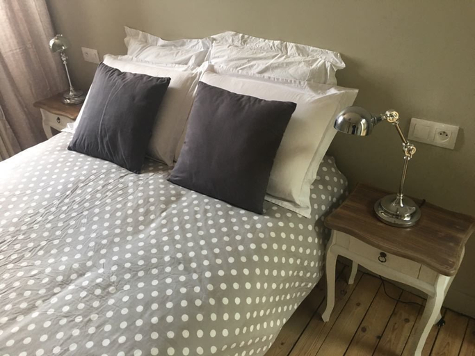 Bedroom 2, Maison Ulysse, Somme