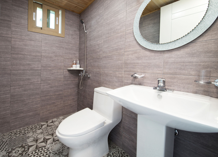 Bathroom 4, Poeta Pension, Seogwipo