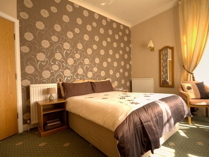 Bedroom 2, Dickens Bar and Inn, North Yorkshire
