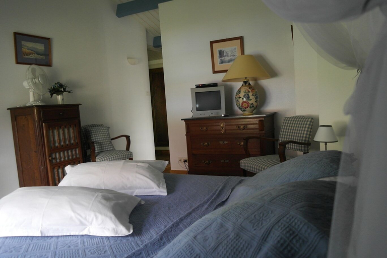 Bedroom 4, Le Petit Massigny, Vendée