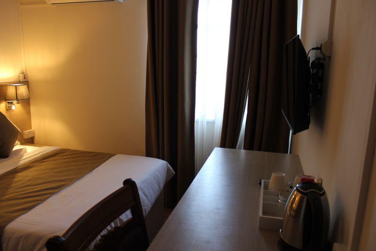 Bedroom 3, Sikamifer Tourist Resort