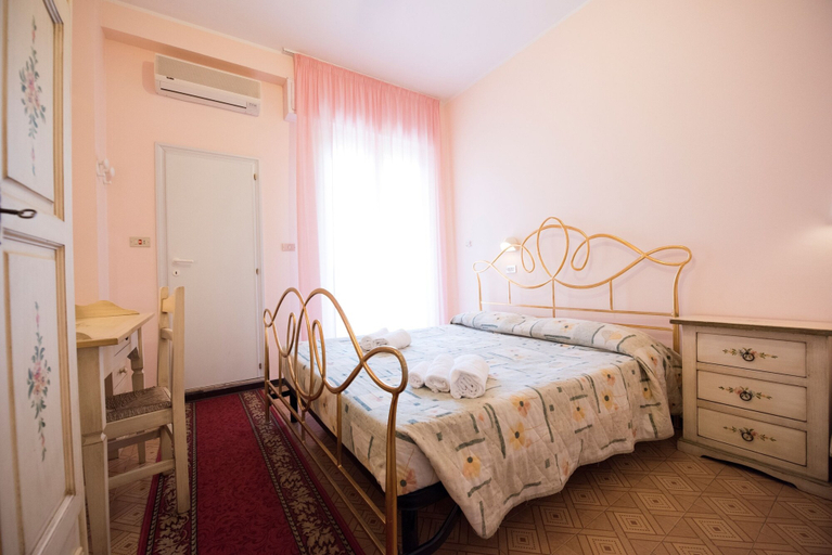 Bedroom 4, Hotel Settebello, Forli' - Cesena