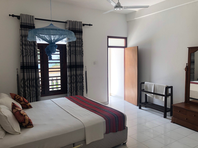 Bedroom 4, Ocean View Cottage, Hikkaduwa