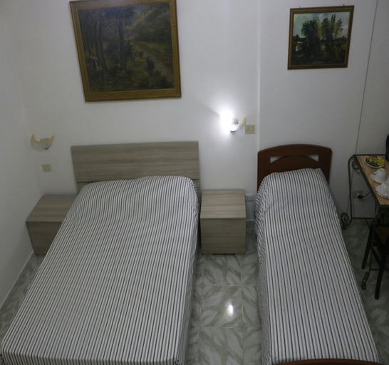 Bedroom 4, B&B El Corazón de Nápoles, Napoli