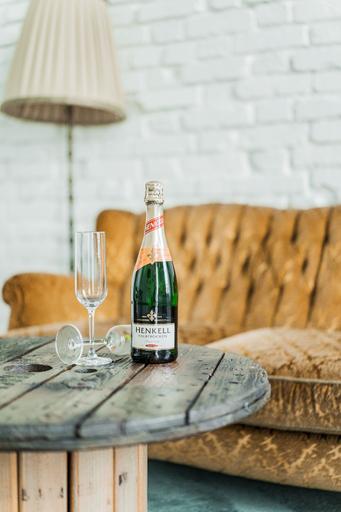Food & Drinks 5, easy-flat Augarten - Apartments near Danube and Metro, Wien