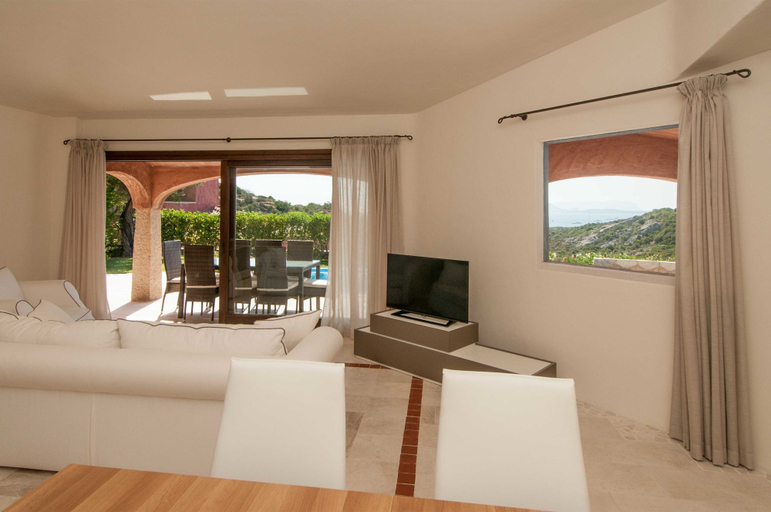 Others 5, Villa Pevero Hills 4, Olbia-Tempio