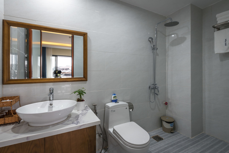 Bathroom 4, Sofia Hotel, Phú Quốc