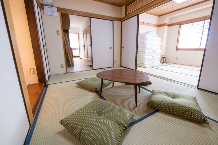 Others 4, Nakamarucho, Itabashi