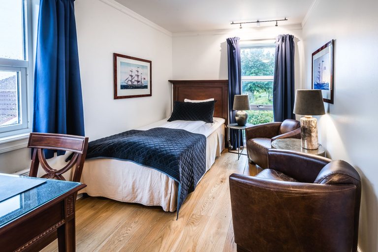 Bedroom 2, Hovde Gård, Ørland