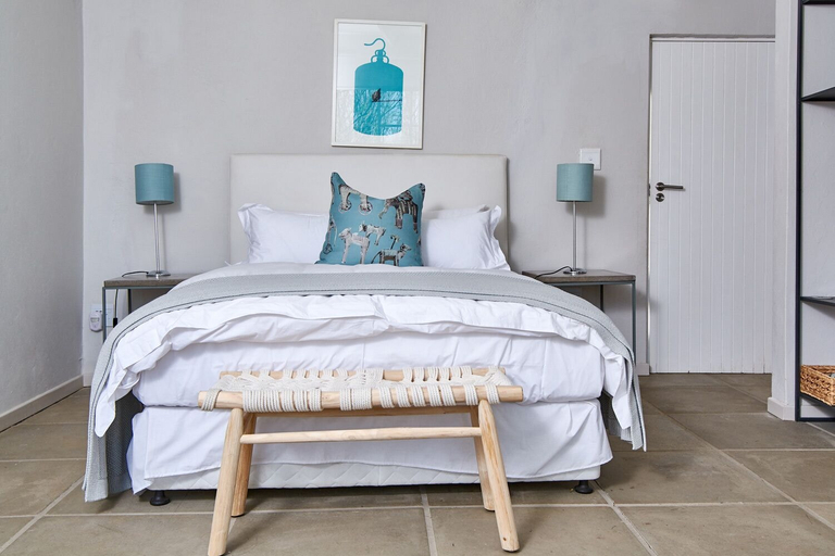 Bedroom 2, White Light The Rooms - Adults Only, West Rand