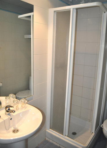 Bathroom 4, Hotel España, Guadalajara