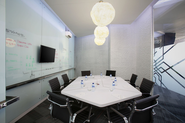 Business Facilities 28