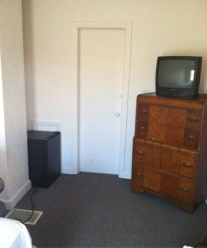 Bedroom 2, Airport Lodge, Waukesha