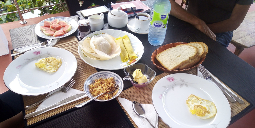 Food & Drinks 4, Senuri Home stay, Thamankaduwa
