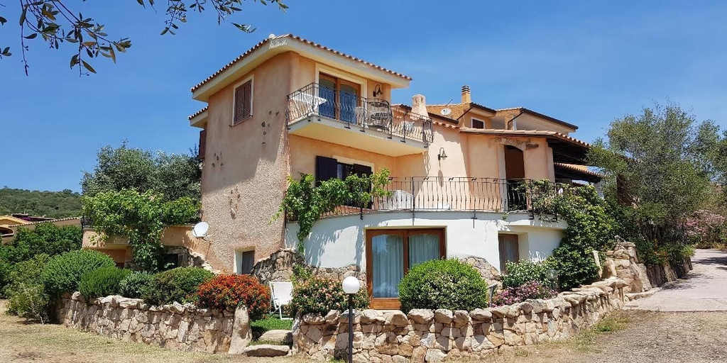 Exterior & Views 1, Villa Ludduì L2, Nuoro