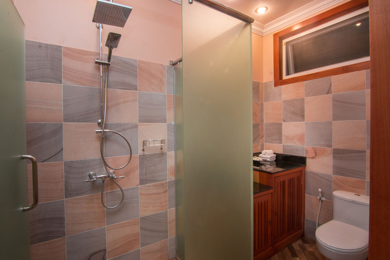 Bathroom 5, BB Angkor Residence, Siem Reap