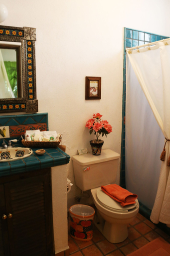 Bathroom 3, The Mexican Inn, La Paz