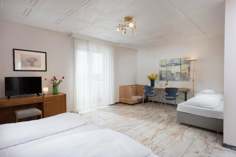 Bedroom 5, Hotel Harheimer Hof, Frankfurt am Main