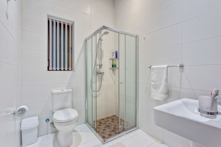 Bathroom, Modern Apartment in the Best Area of Sliema