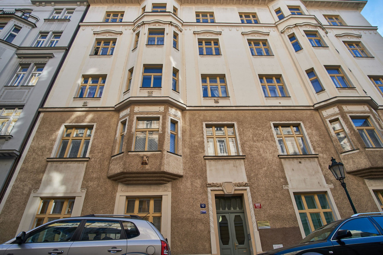 Exterior & Views 2, Presidential Apartment In The Old Town Square, Praha 6