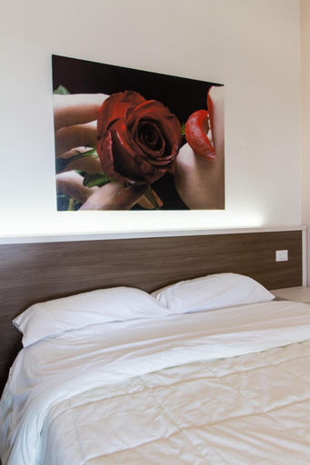 Bedroom 2, Rifugio delle Grotte, Bari