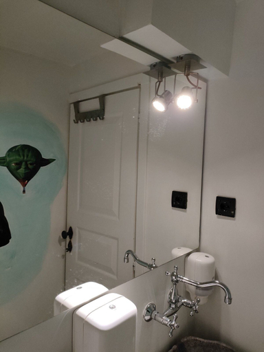 Bathroom 3, ArkaBarka Floating Hostel and Apartments, Belgrade
