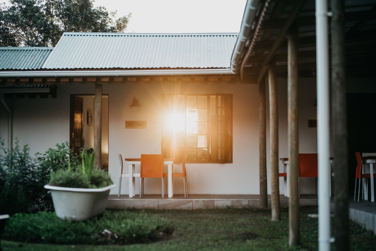 Exterior & Views 2, The Village Lodge, Cacadu