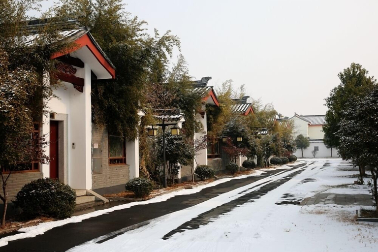 Exterior & Views 2, Lianyungang Donghai Shisu Onsen Villa, Lianyungang