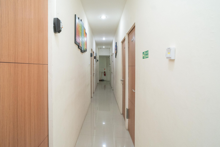 Others 5, RedDoorz @ Mayjen Sungkono Surabaya, Surabaya